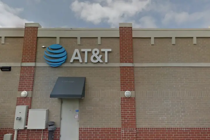 AT&T Store Cary - Walnut St