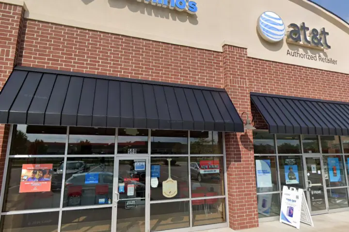 AT&T Store Elyria - Chestnut Commons