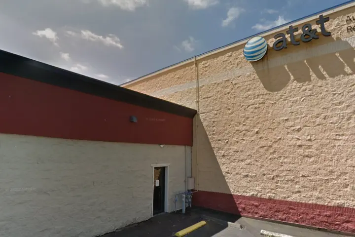 AT&T Store Eugene - College Hill