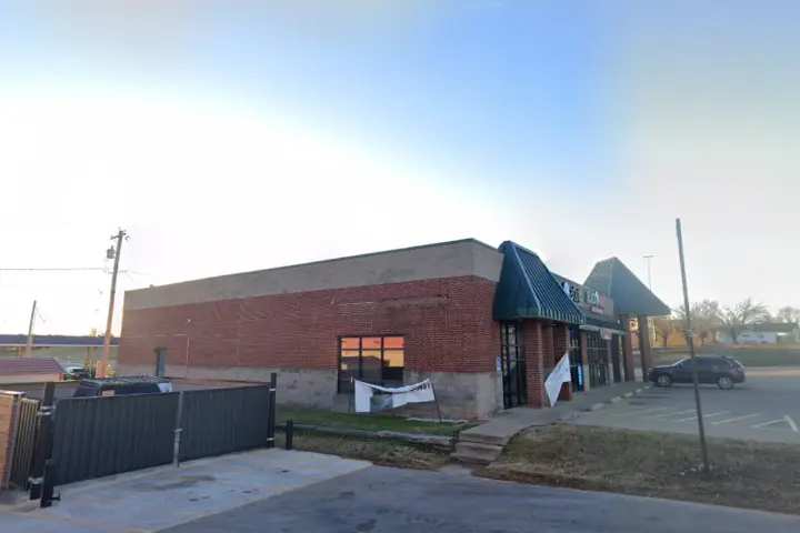 AT&T Store Guthrie - S Division St