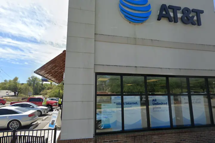 AT&T Store Mobile - Old Shell Rd