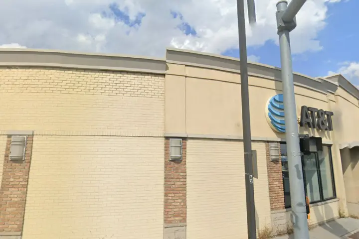 AT&T Store Summit - W Archer Ave