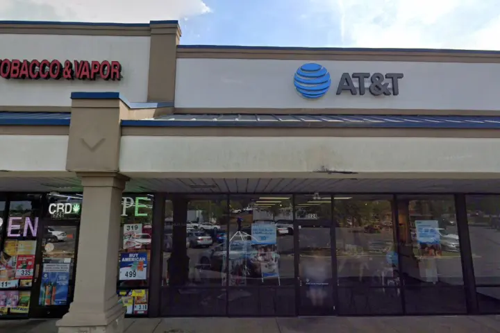 AT&T Store York - York
