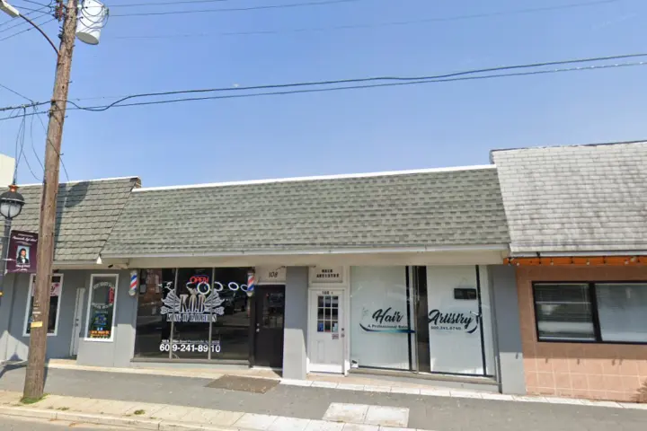 Boost 100 N Main St - 100 N Main St