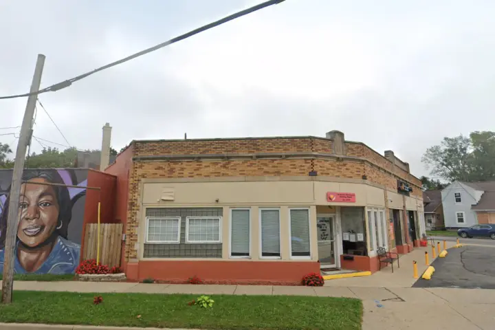 Boost 1000 Lansing Ave - 1000 Lansing Ave