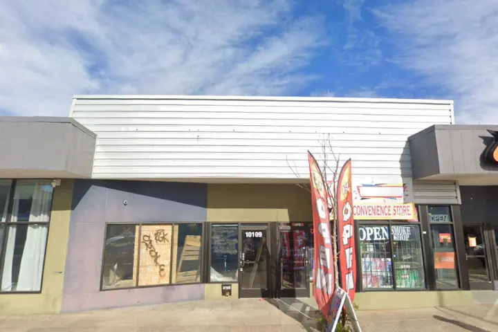 Boost 10131 E Colfax Ave - 10131 E Colfax Ave
