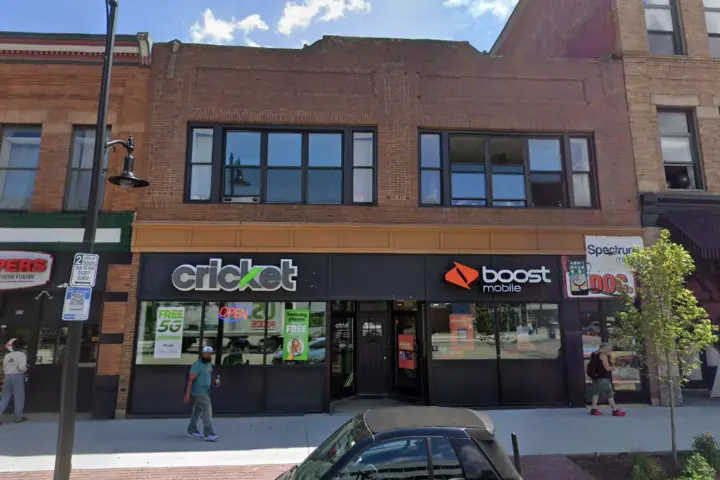 Boost 1027 State St - 1027 State St