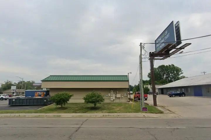 Boost 103 E Mcgalliard Rd - 103 E McGalliard Rd