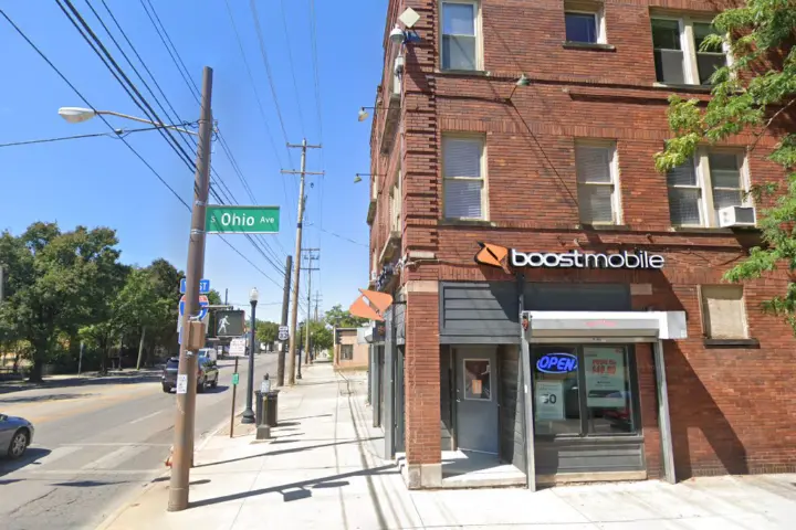 Boost 1062 E. Main Street - 1062 E. Main Street