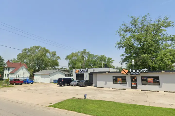 Boost 1063 E. River St. - 1063 E. River St.
