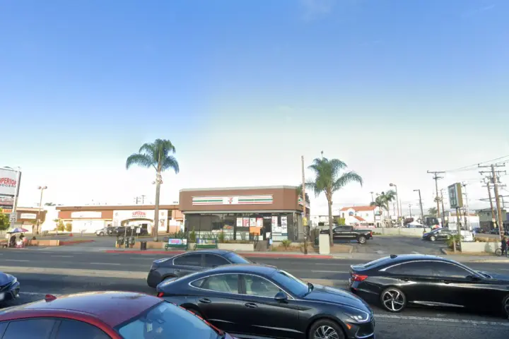 Boost 10823 Hawthorne Blvd - 10823 Hawthorne Blvd