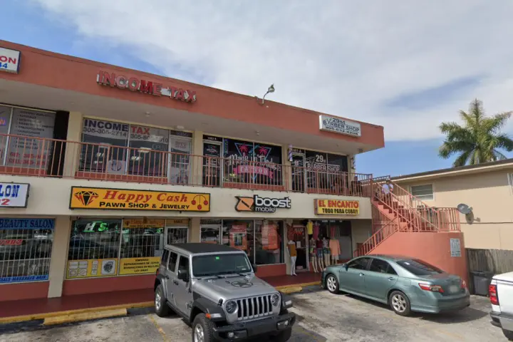 Boost 1083 W 29Th St - 1083 W 29th St