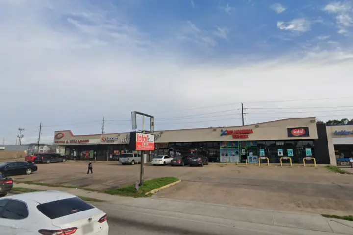 Boost 10880 W Bellfort Ave - 10880 W Bellfort Ave