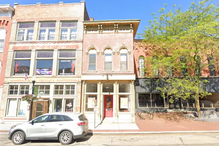 Boost 109 S Main St - 109 S Main St