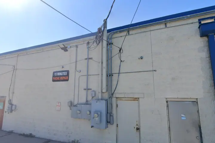 Boost 11105 S. Halsted St - 11105 S. Halsted St
