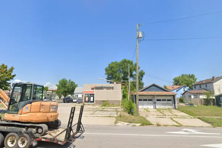 Boost 1121 Garfield Ave. - 1121 Garfield Ave.