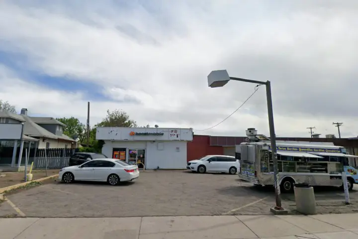 Boost 11520 E Colfax Ave - 11520 E Colfax Ave