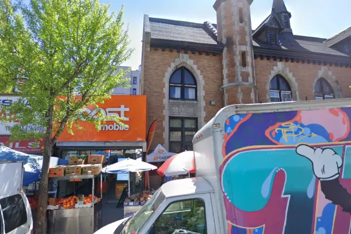 Boost 120 E 188Th St - 120 E 188th St