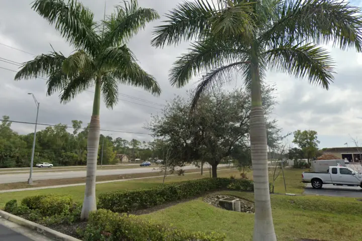 Boost 12285 Collier Blvd - 12285 Collier Blvd