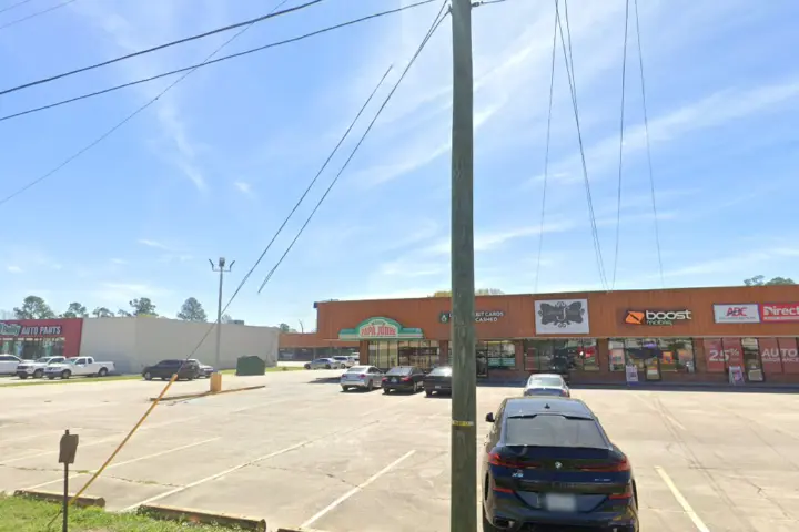Boost 12330 Florida Blvd - 12330 Florida Blvd