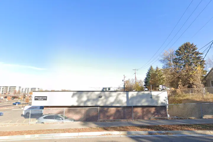 Boost 1238 S Robert St - 1238 S Robert St