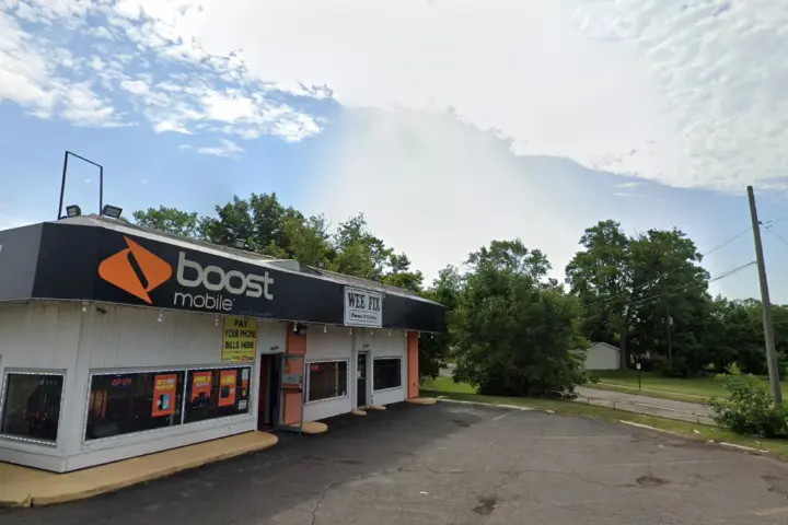 Boost 1246 N Perry St - 1246 N Perry St