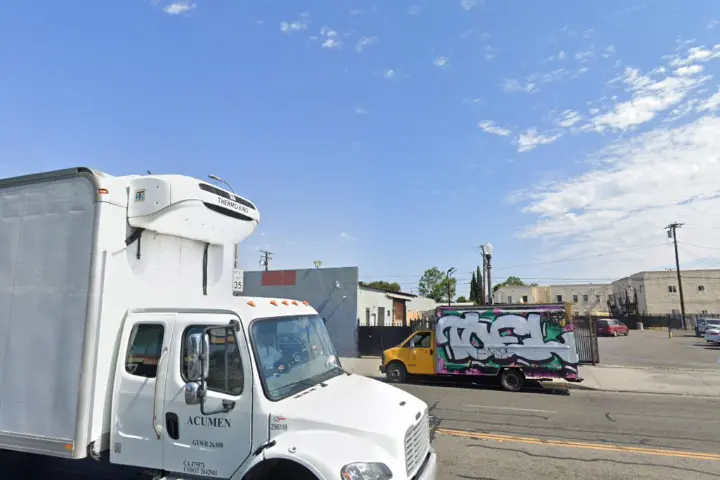 Boost 1248 East Florence Ave - 1248 East Florence Ave