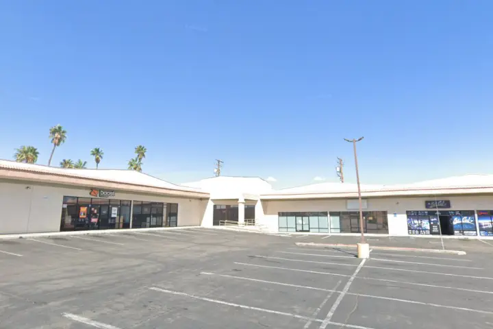 Boost 1251 E Main St - 1251 E Main St