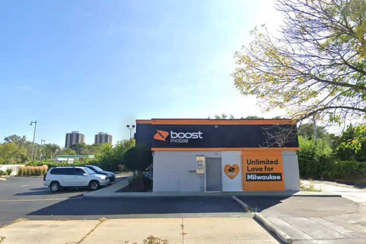 Boost 1333 N 35Th St - 1333 N 35th St
