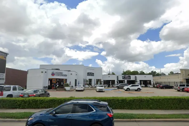 Boost 13511 Westheimer Rd - 13511 Westheimer Rd