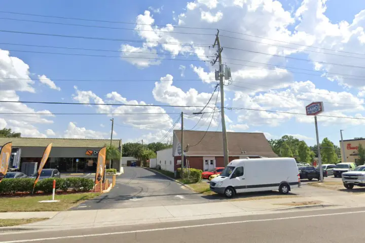 Boost 1419 West Brandon Blvd. - 1419 West Brandon Blvd.