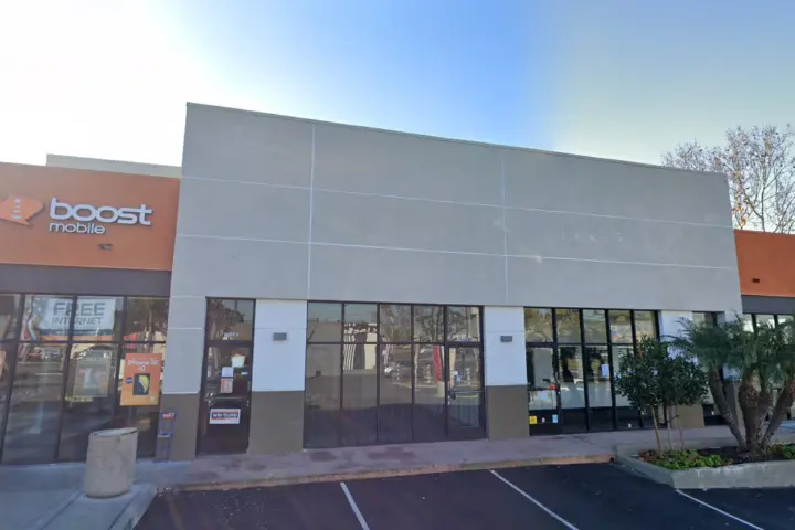 Boost 14408 Hawthorne Blvd - 14408 Hawthorne Blvd