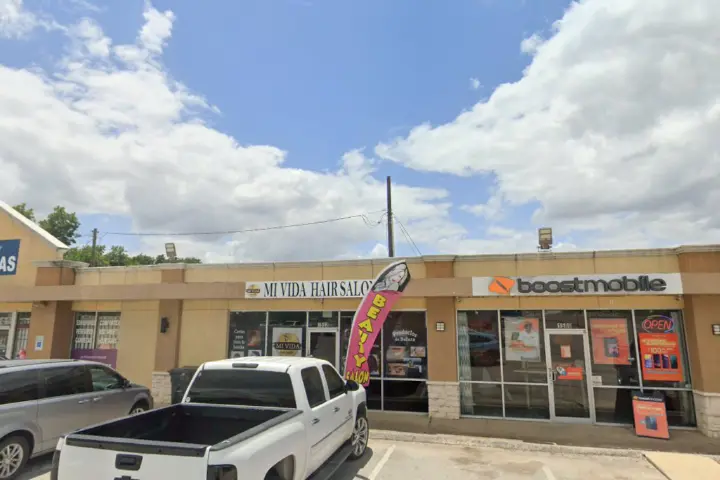 Boost 1500 E Abram St - 1500 E Abram st