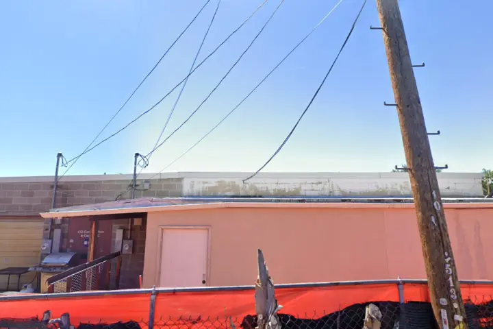 Boost 1511 W Alameda Ave - 1511 W Alameda Ave