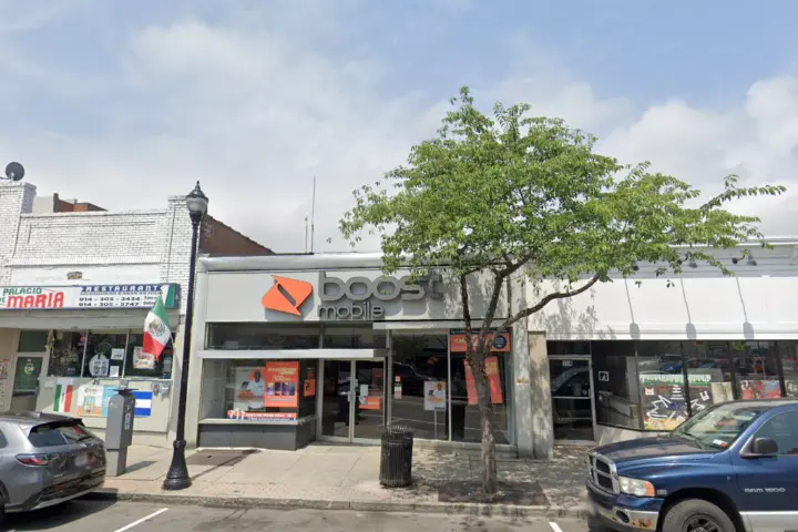 Boost 152 N. Main St - 152 N. Main st