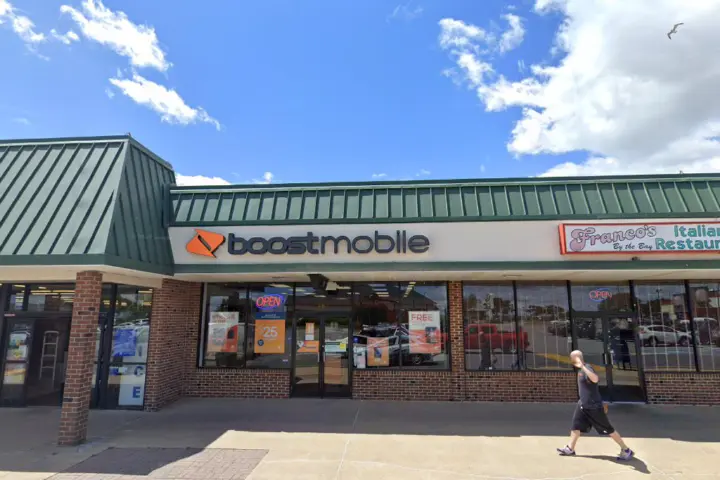 Boost 167 W Ocean View Ave - 167 W Ocean View Ave