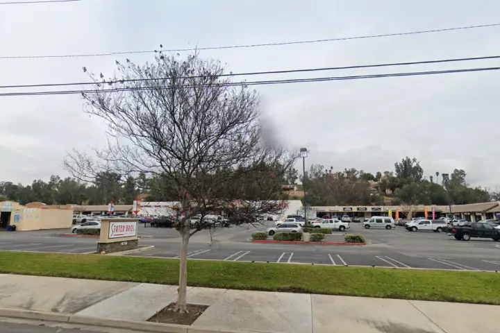 Boost 16746 Lakeshore Dr - 16746 Lakeshore Dr