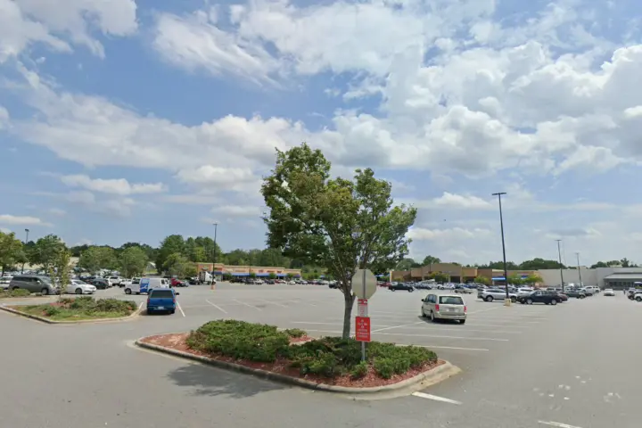 Boost 17 Concord Commons Pl - 17 Concord Commons Pl