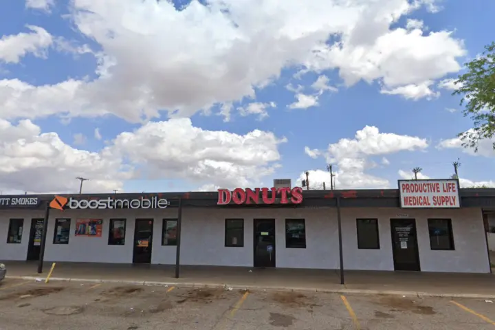 Boost 1728 Parkway Dr - 1728 Parkway Dr