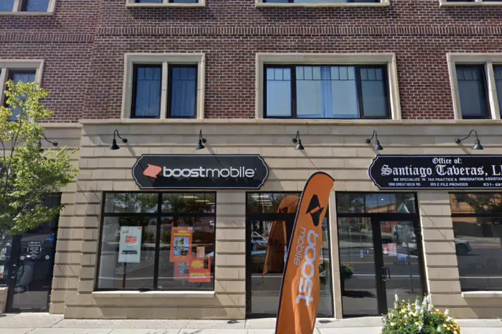 Boost 1800 Great Neck Rd - 1800 Great Neck rd