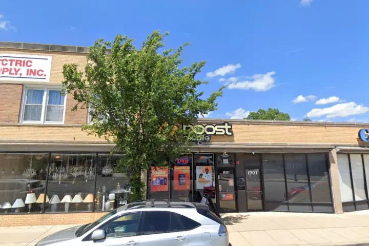 Boost 1909 Roosevelt Rd - 1909 Roosevelt Rd