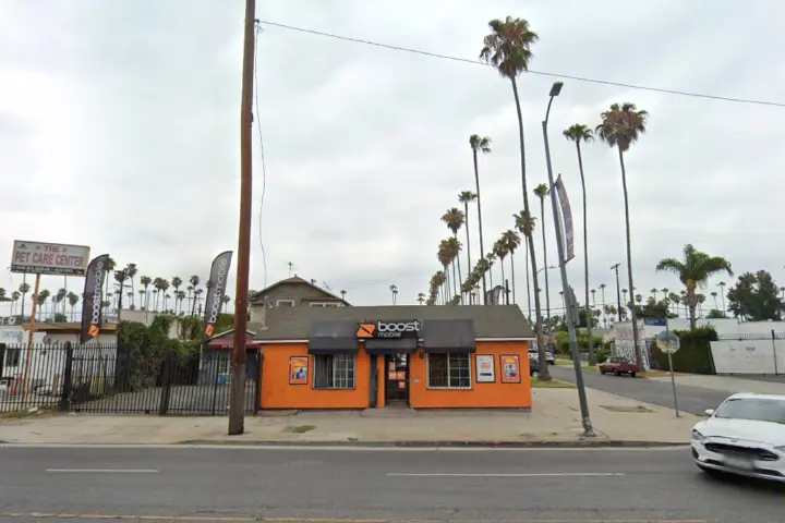 Boost 2001 W Slauson Ave - 2001 W Slauson Ave
