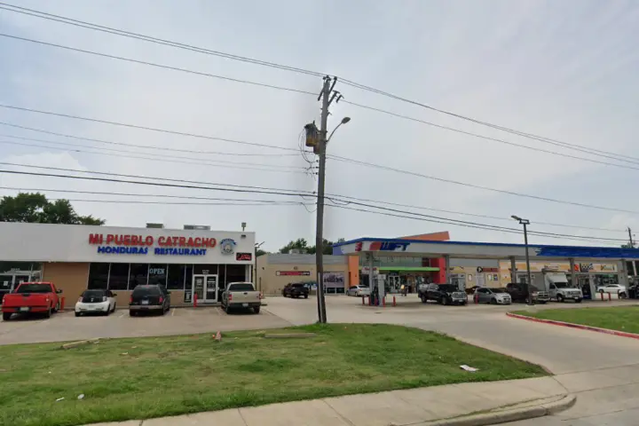 Boost 2047 Wirt Rd - 2047 Wirt Rd