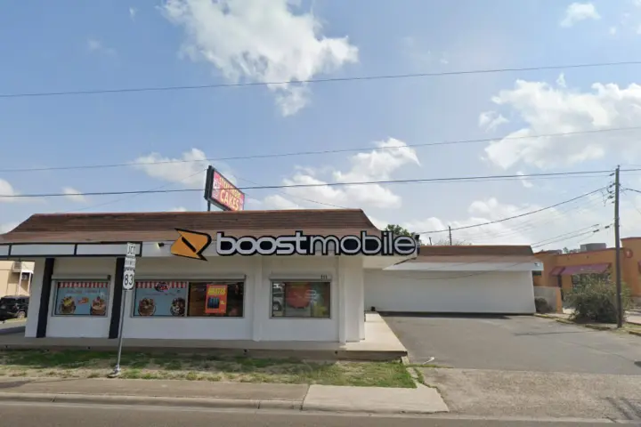 Boost 211 S 10Th St - 211 S 10th St