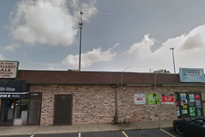 Boost 2136 Eakin Rd Unit E - 2136 Eakin Rd Unit E storefront