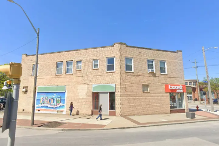Boost 22100 Lake Shore Blvd - 22100 Lake Shore Blvd