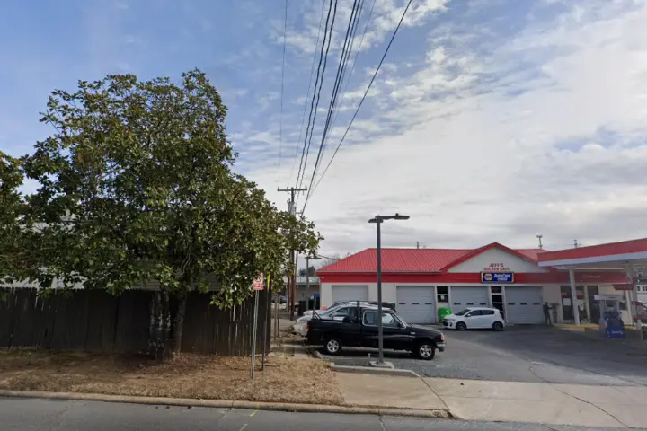 Boost 2222 Golden Gate Dr - 2222 Golden Gate Dr