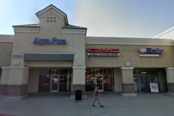 Boost 2803 Highland Ave. - 2803 Highland Ave.