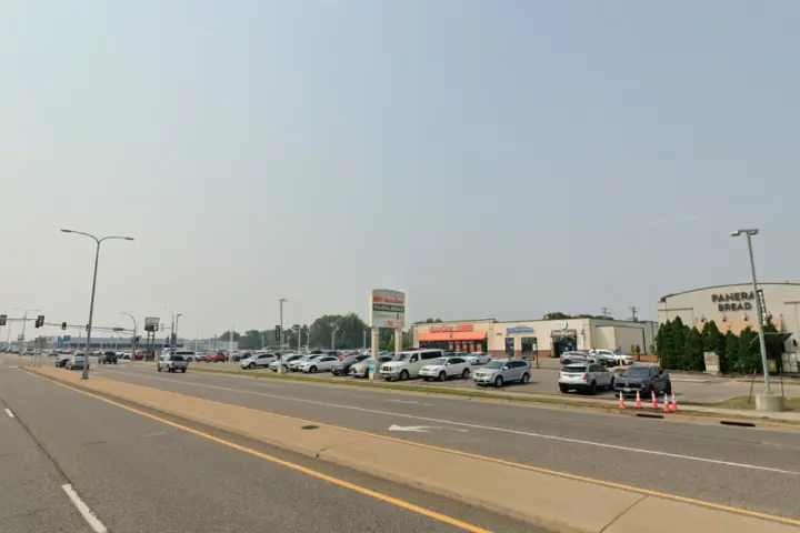 Boost 2806 W Division St - 2806 W Division St