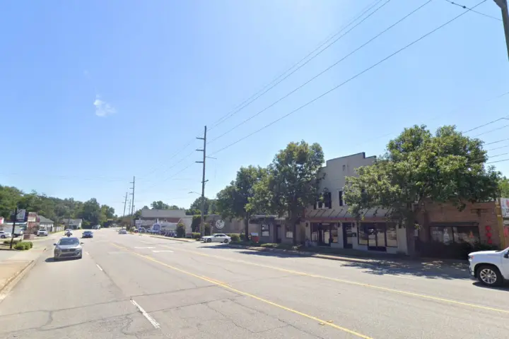 Boost 2921 Rosewood Dr - 2921 Rosewood Dr